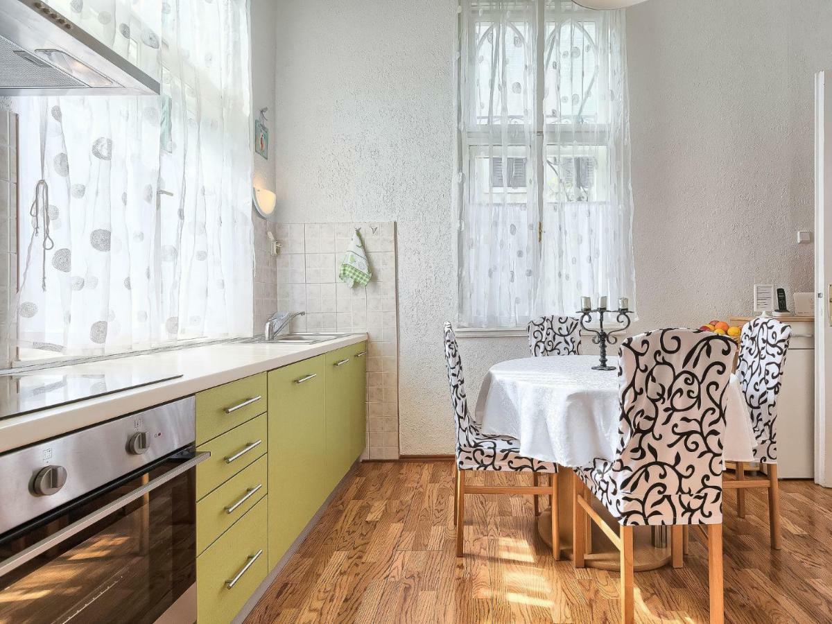Apartment Silvia By Interhome Pula Extérieur photo